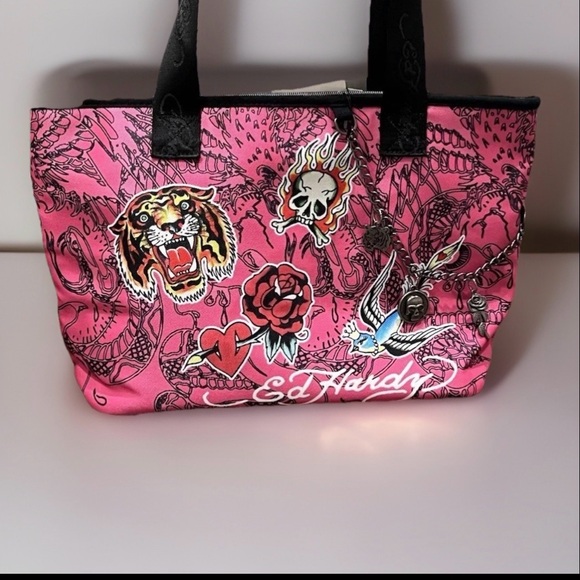 Ed Hardy Pink Tote with Skull and Tiger Design NWT MSRP 69.99 - Picture 2 of 12